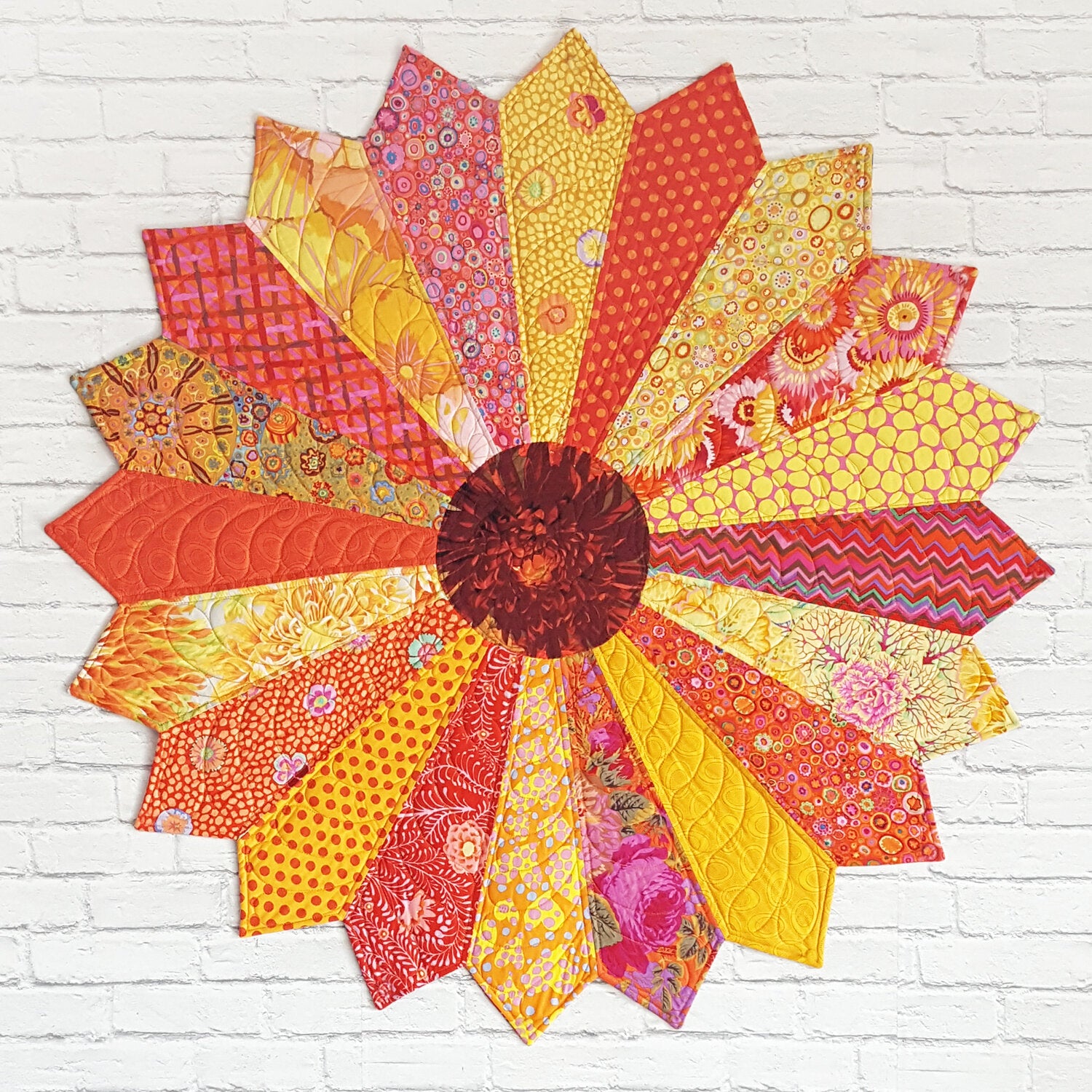 LAZY DAISY PATTERN – Quilter's Corner SD